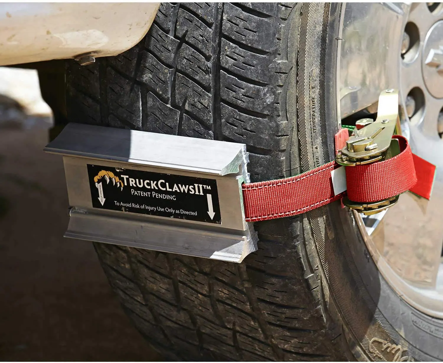 here is Why TruckClaws Are the Best Traction Aid for Heavy-Duty Vehicles