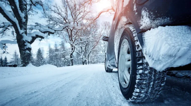 performance in snow The Best Tires for Icy Roads to Prevent Slips and Slides