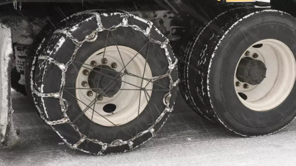 quality and durability of snow chains for semi trucks