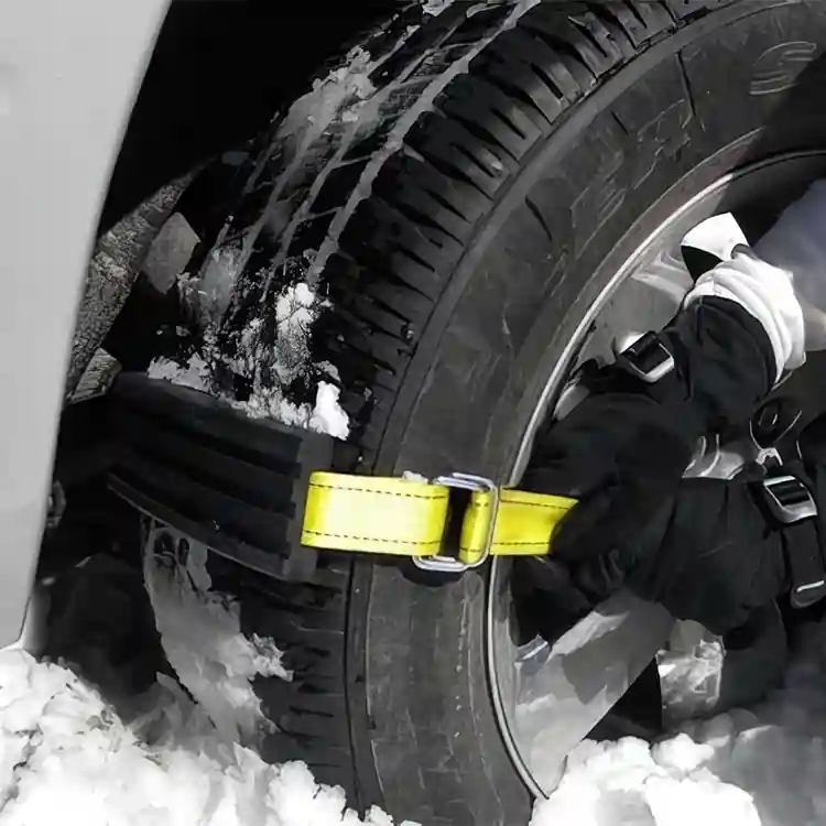 Tire Grippers for Snow (1)