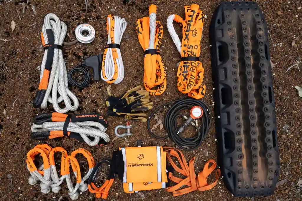 Off Road Recovery Tools (1)