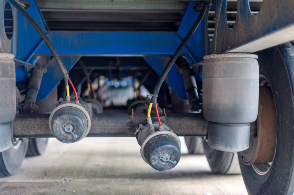 How to Check Air Brakes Before a Long Haul