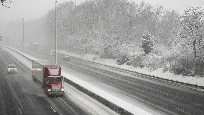 The 20 Most Dangerous Roads for Trucks in Winter in USA